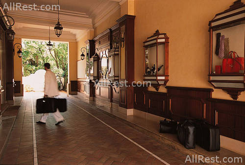 Hotel Juana 5